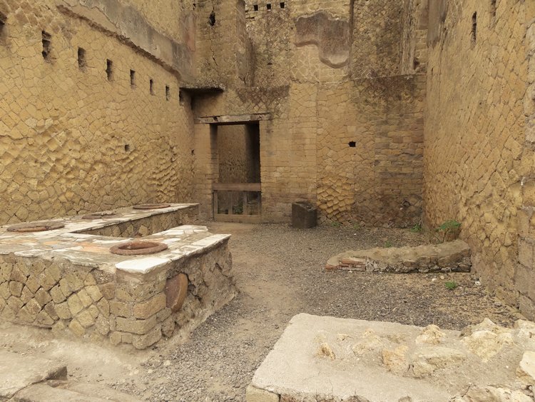 Herculaneum9