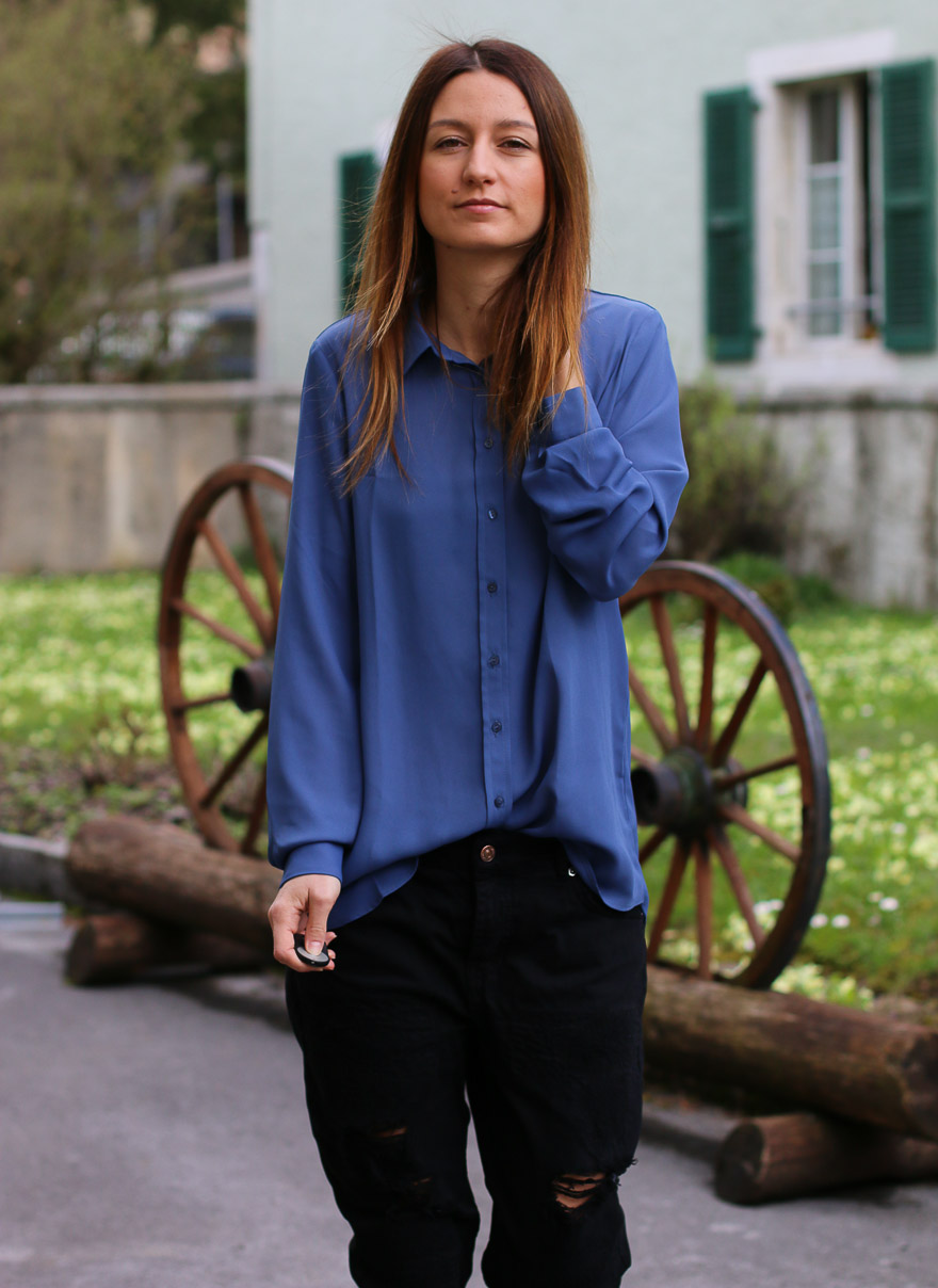 chemise-bleue-pantalon-noir5