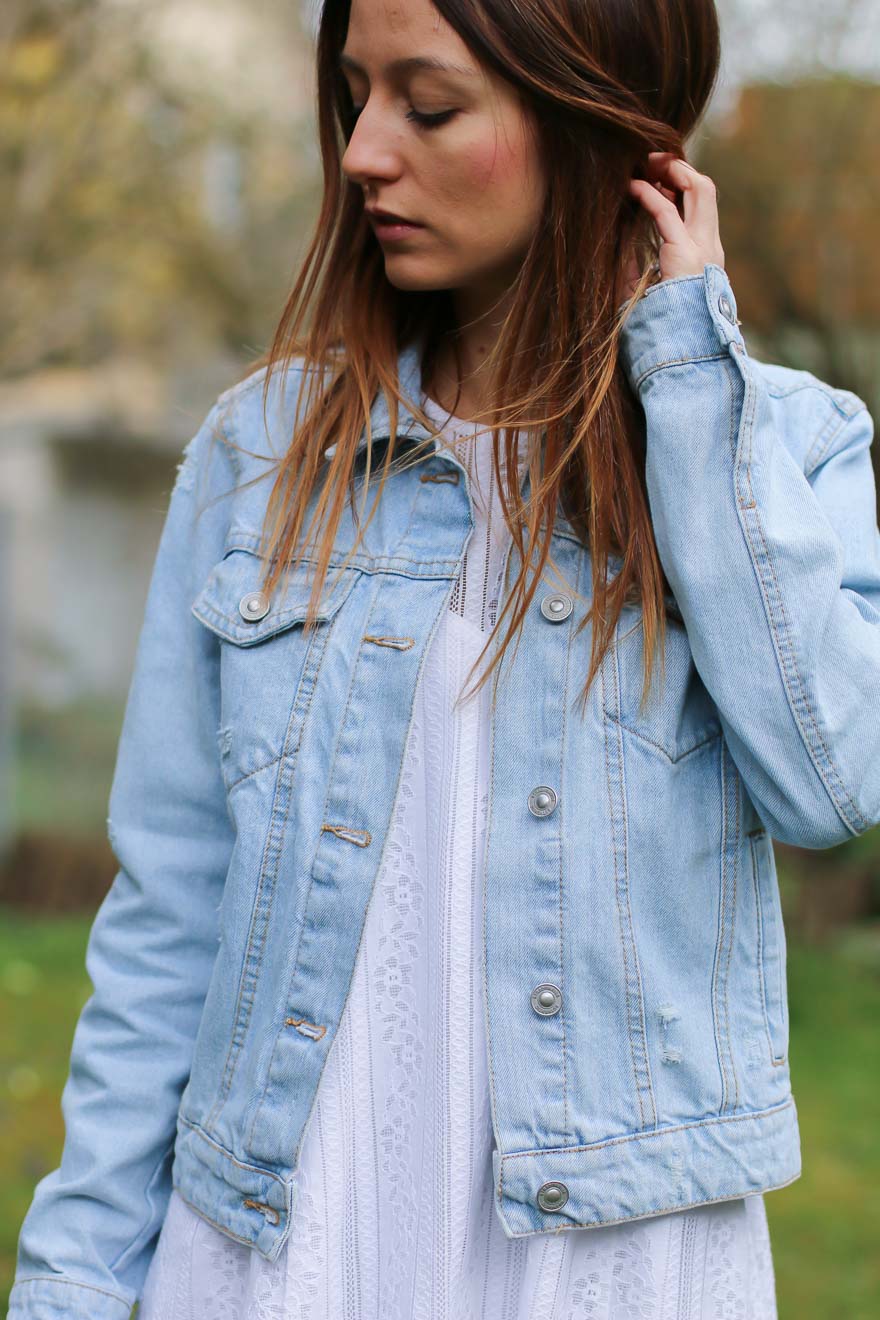 veste-jeans-robe-blanche3