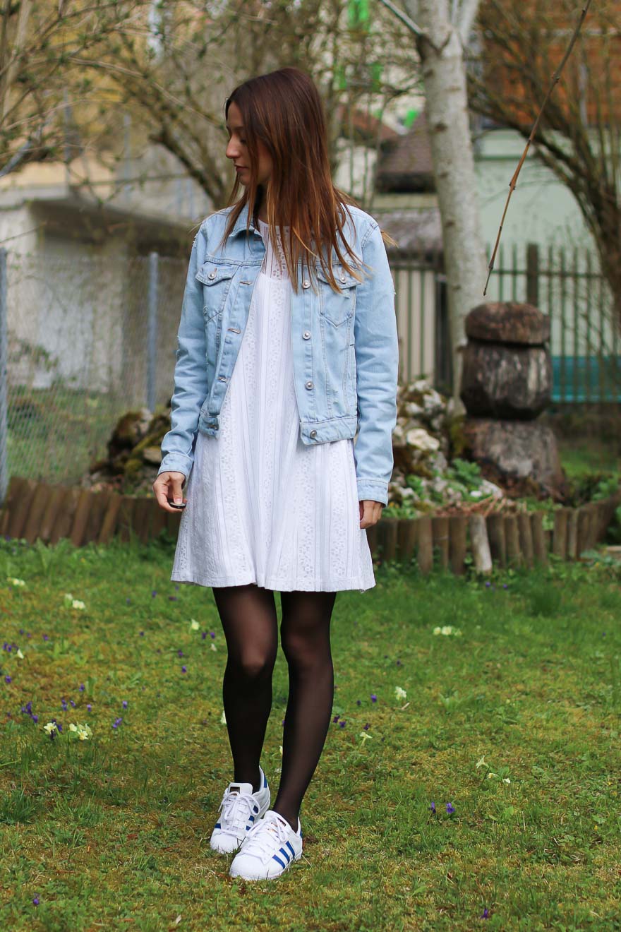 veste-jeans-robe-blanche4