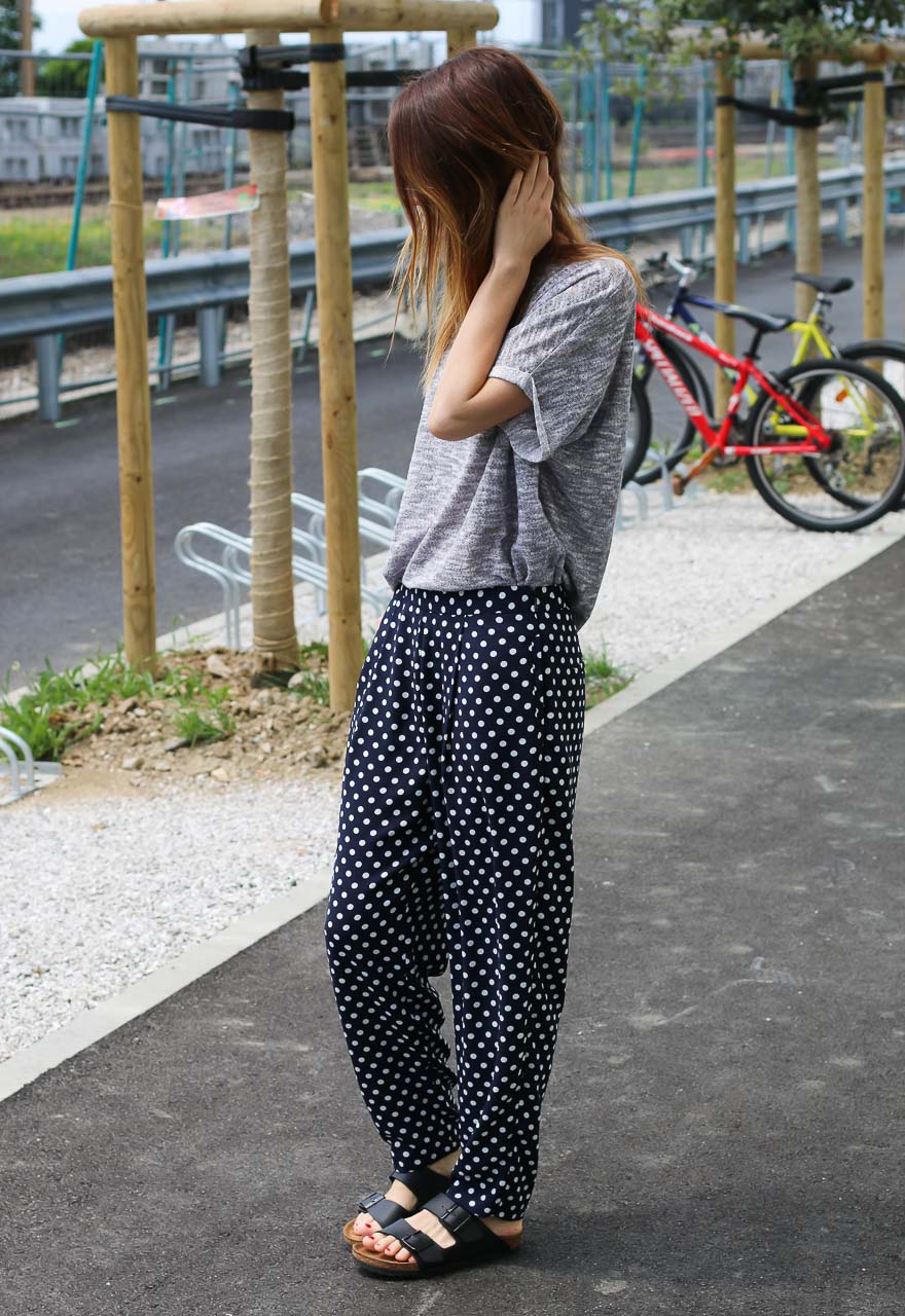 pantalon-pois-tshirt-gris1