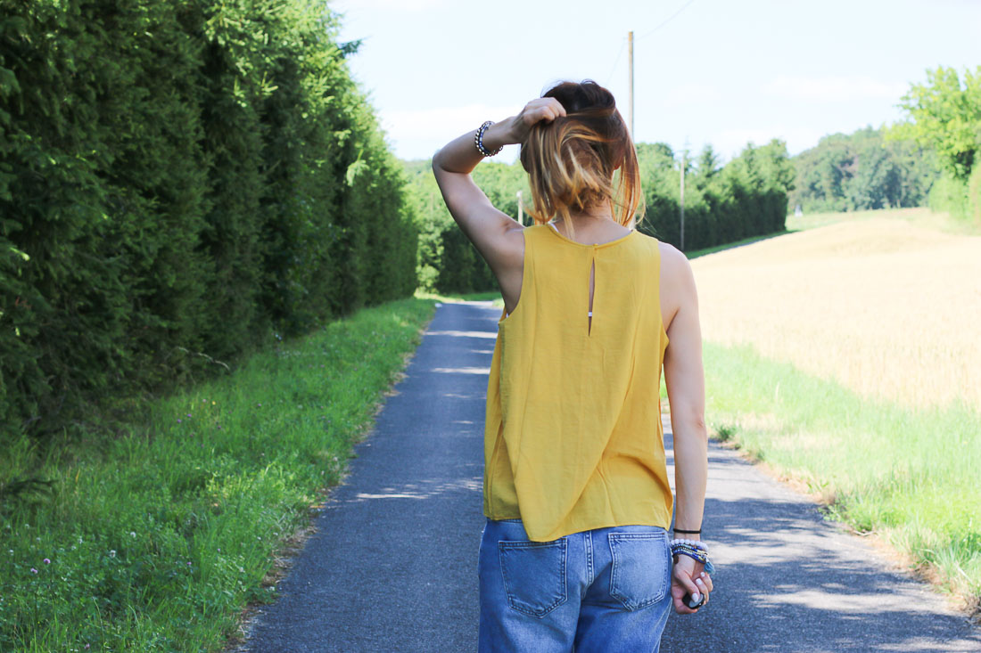 tshirt-jaune-jeans2