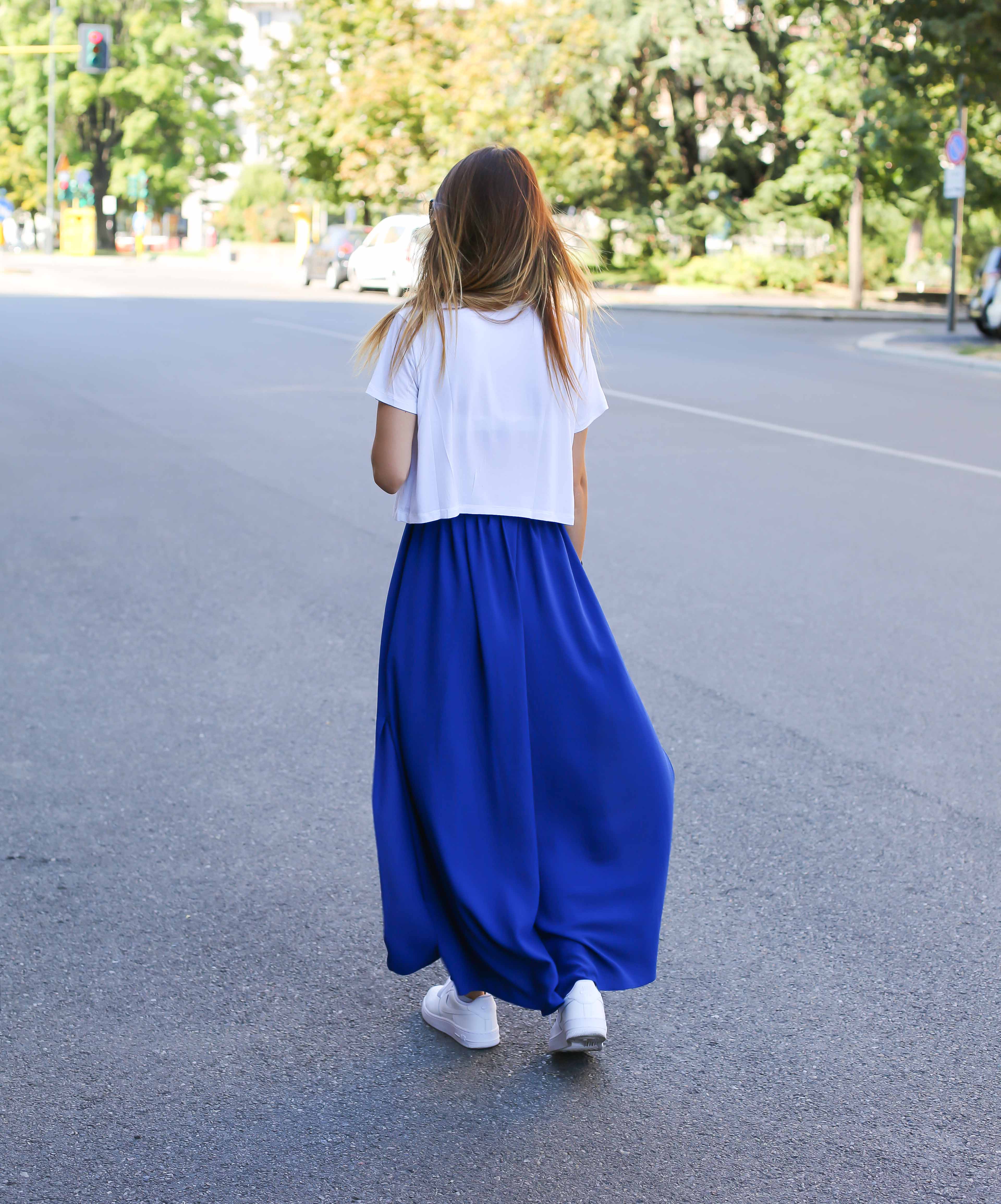 blog-mode-robe-bleue-baskets-blanches8