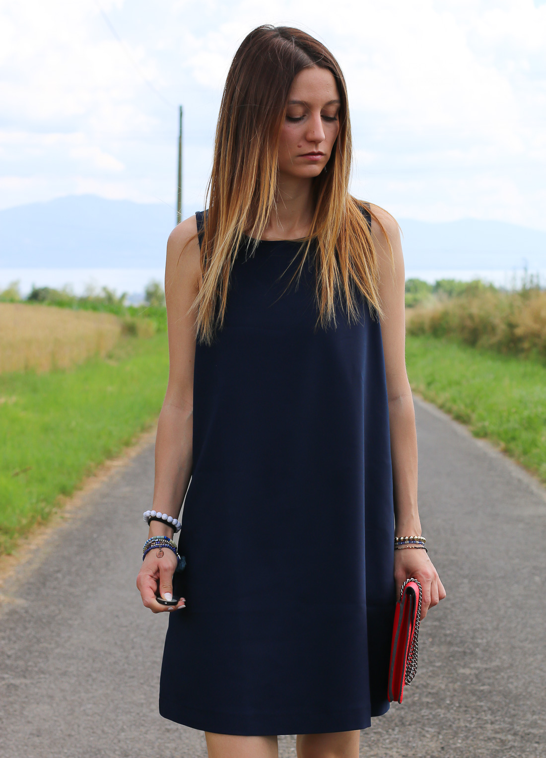 blog-mode-robe-bleue-sac-rouge1