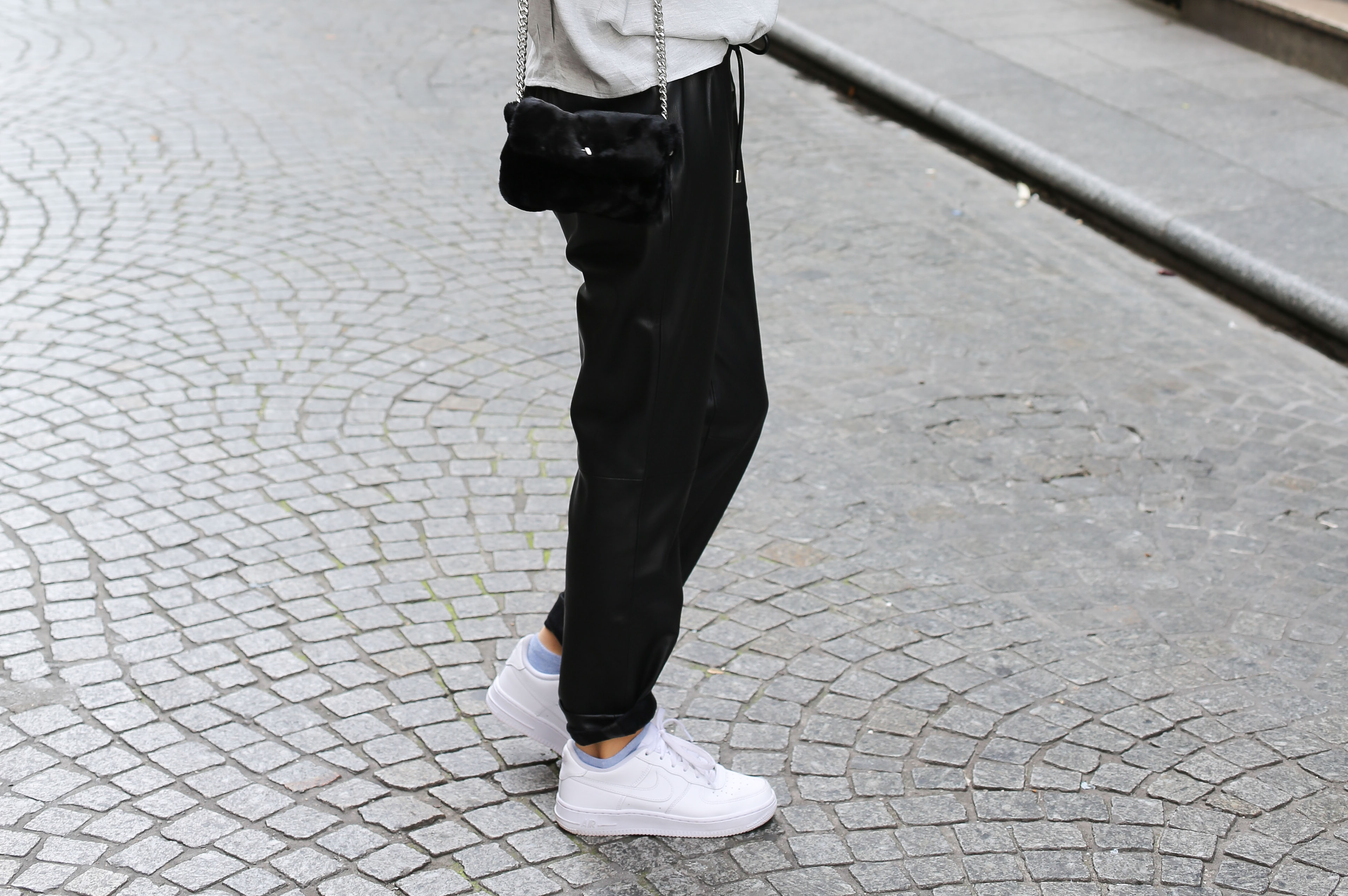 blog-mode-paris-pantalon-cuir5